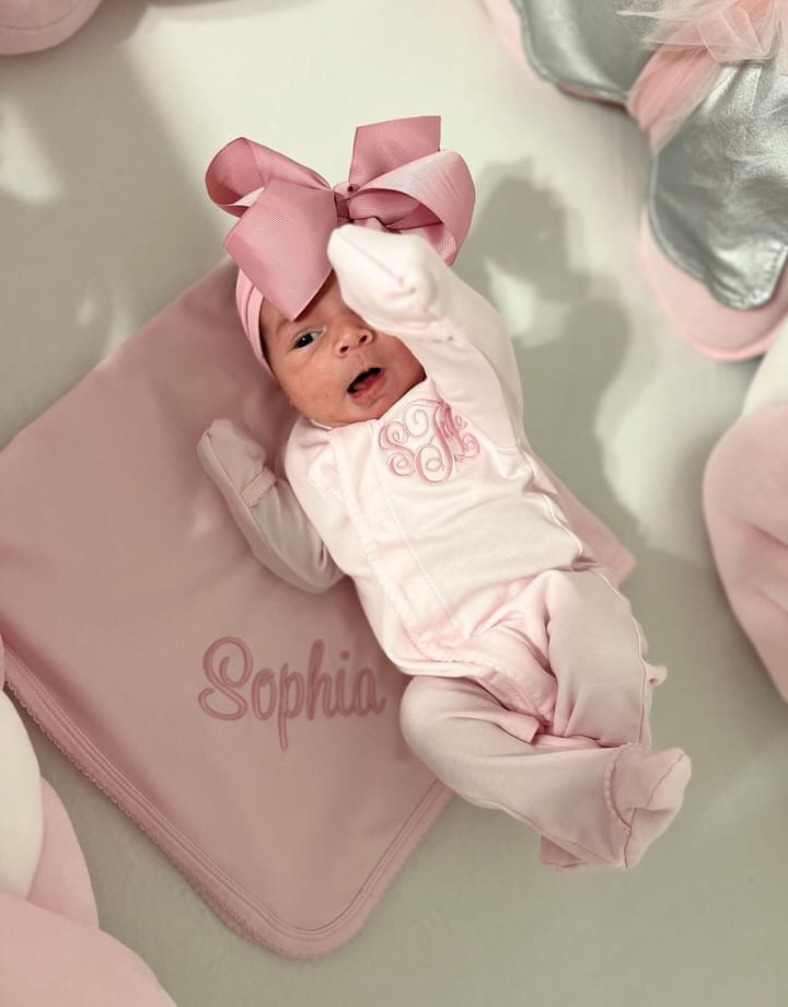 Baby Pink Personalized Baby Coming Home Outfit NB / 7 PIECE SET Baby Pink Personalized Baby Coming Home Outfit NB / 7 PIECE SET