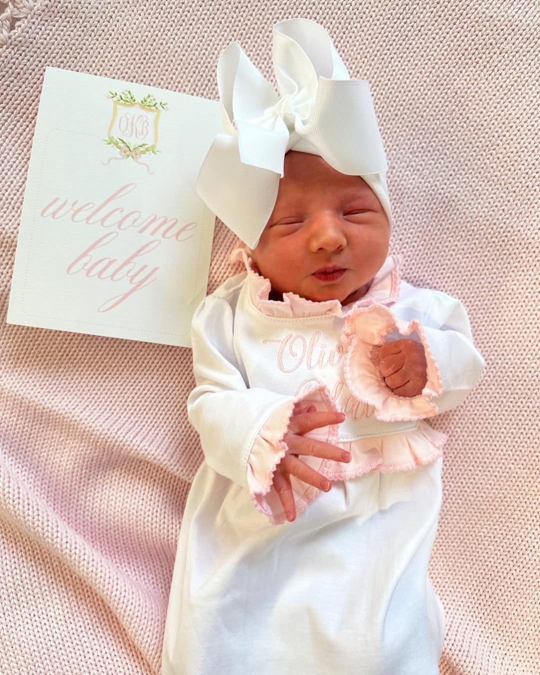White with Baby Pink Ruffle Personalized Baby Coming Home Set – Caprilina